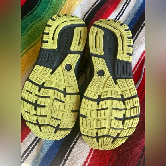 Brooks “Ghost 16”Men's Athletic Shoes Gray & Neon Yellow Size 9.5 4E Extra Wide - Picture 7 of 13